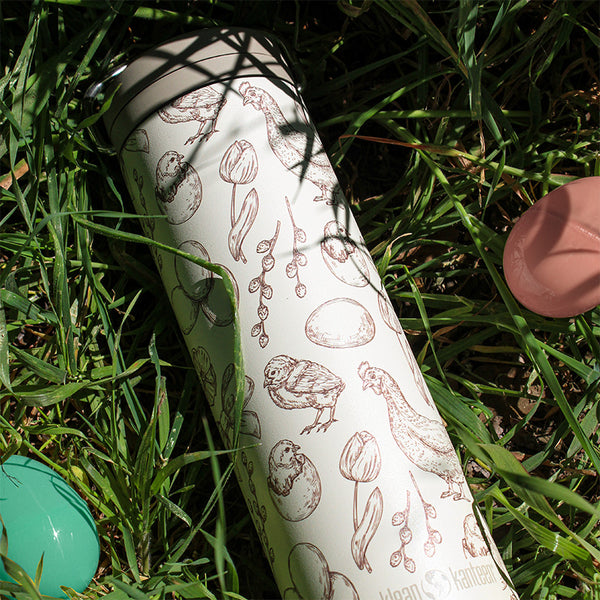 20oz_tkwide_bottle_seasonal_spring_chicken_grass_square_600x.jpg
