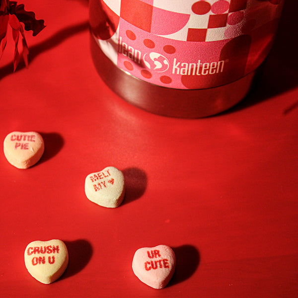 20oz_tkwide_bottle_seasonal_valentines_closeup_candy_hearts_square_600x.jpg