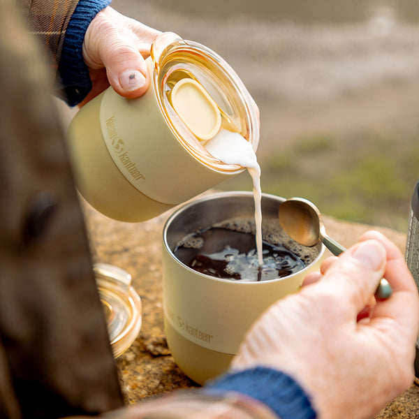 8oz_rise_lowball_waxyellow_coffee_cream_pour_square_600x.jpg