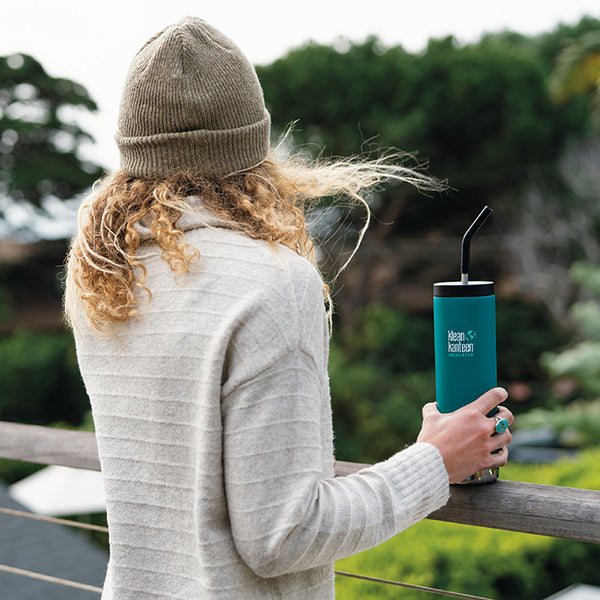 K20TKWPCC-EB-20pz-bottle-straw-cap_lifestyle_600x.jpg