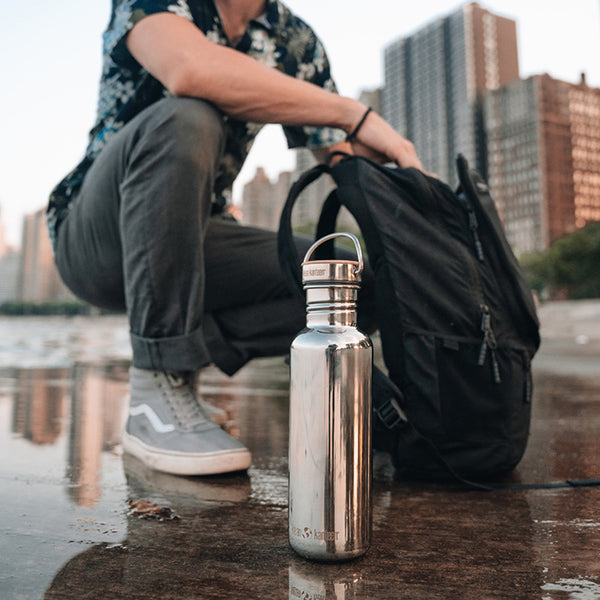 K27SSLRF-MS-BAMBOO_reflect-bottle_city_lifestyle_ff882516-9bd8-49cf-b515-736a0a9c889f_600x.jpg