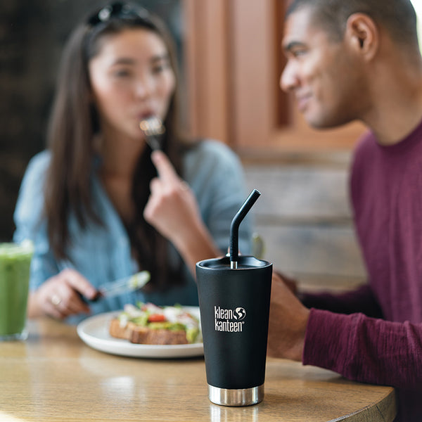 coffee-tumbler-metal_straw_lifestyle_600x.jpg