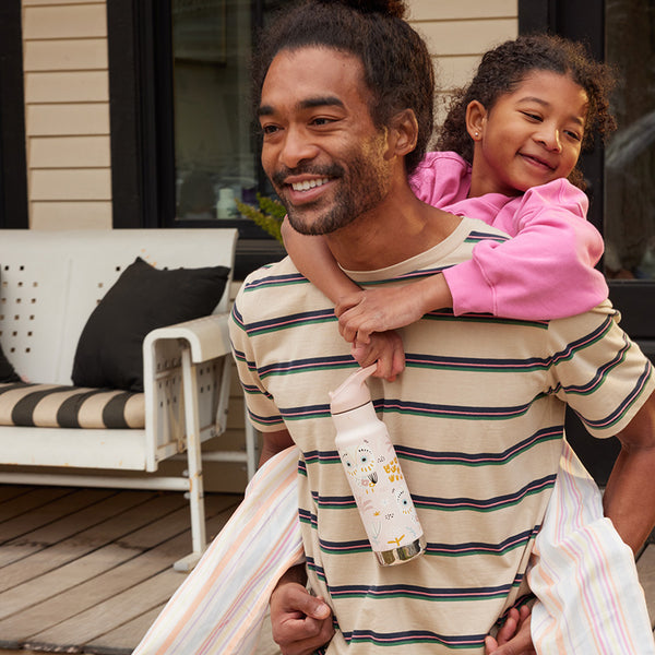 kid_insulated_12oz_flip_seal_dad_piggyback_square_600x.jpg