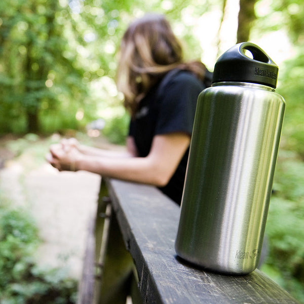 wide_40oz_bottle_bridge_closeup_square_600x.jpg